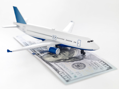 How much does a plane cost Details about the buying and maintaining price